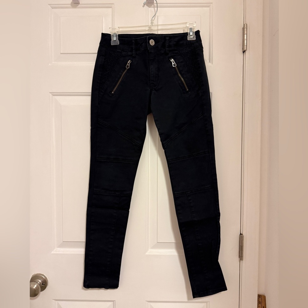 Women's black utility jeggings